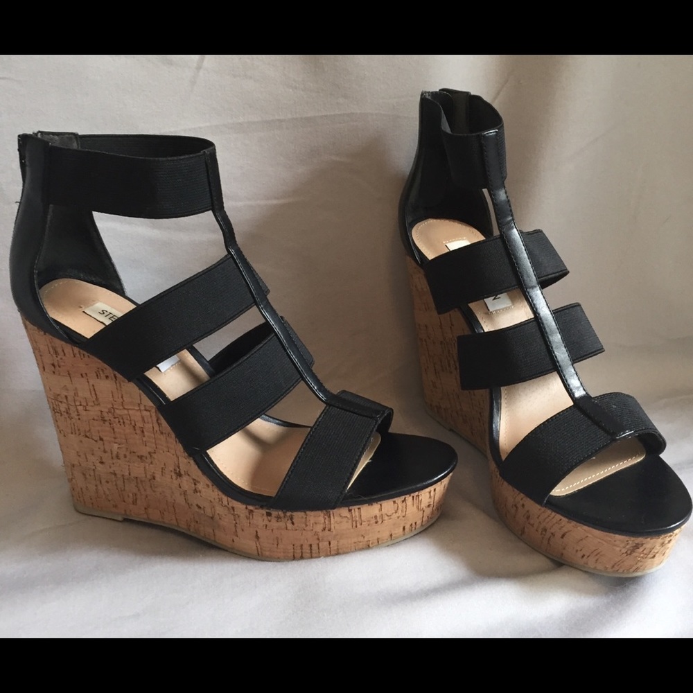 Steve Madden Wedges